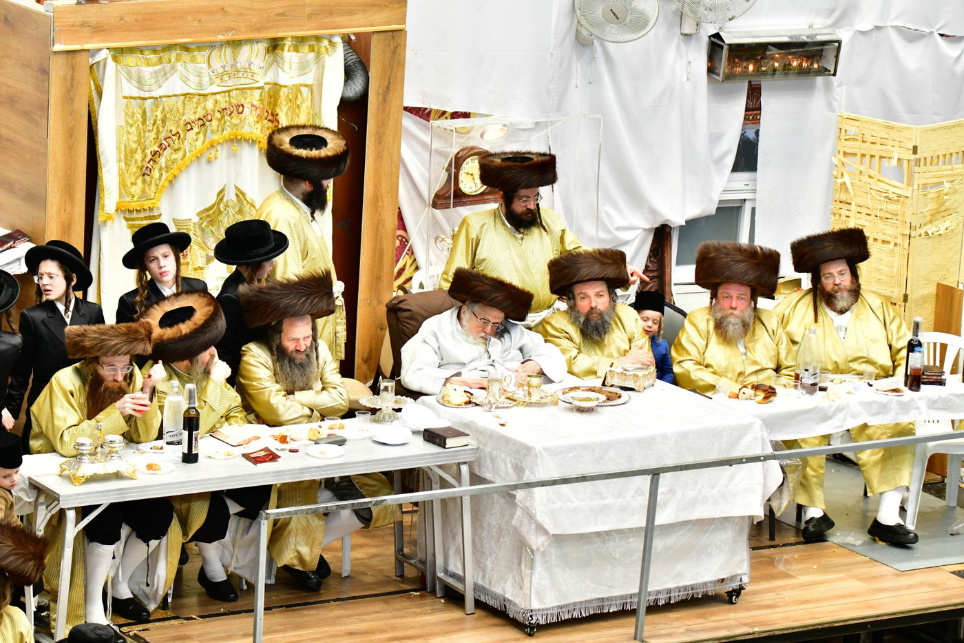 נעילת החג שמחת תורה בחצה"ק תולדות אברהם יצחק
