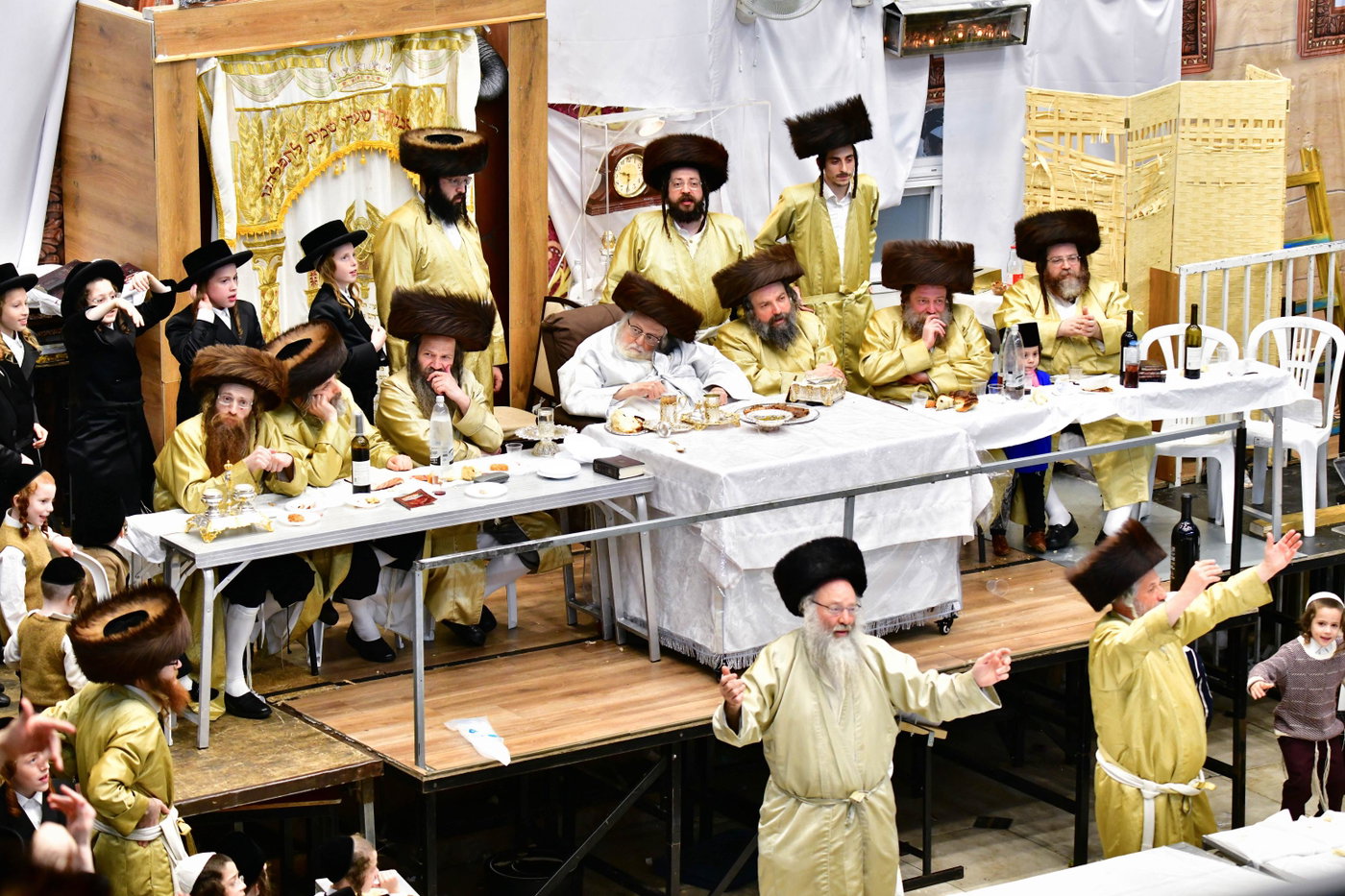 נעילת החג שמחת תורה בחצה"ק תולדות אברהם יצחק