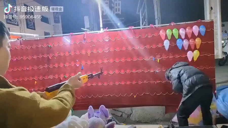יכולות של מתנקש: הלקוח שהפך את משחק הירי לסיוט