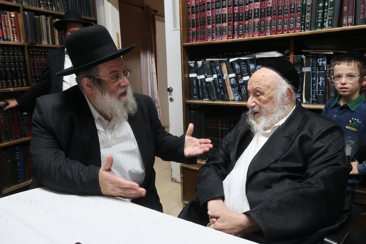 חג הסוכות במחיצת הגרב"ד פוברסקי