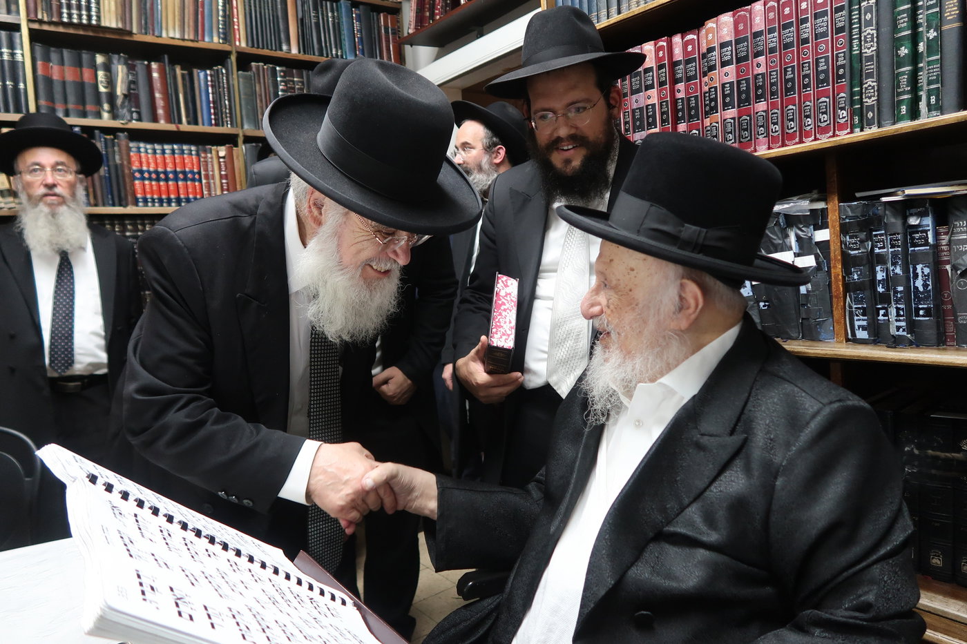 חג הסוכות במחיצת הגרב"ד פוברסקי
