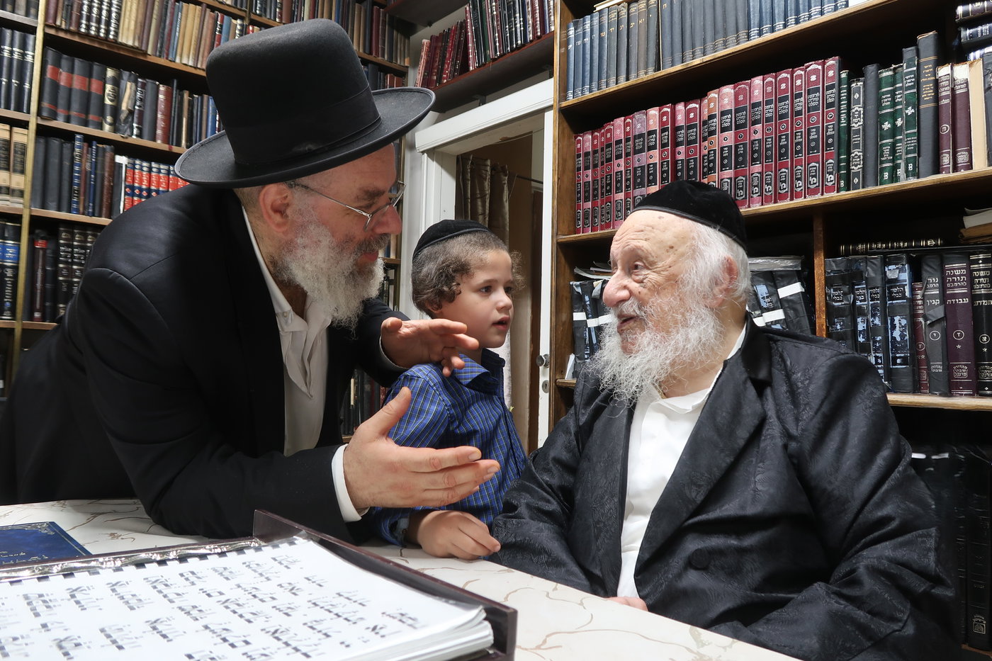 חג הסוכות במחיצת הגרב"ד פוברסקי