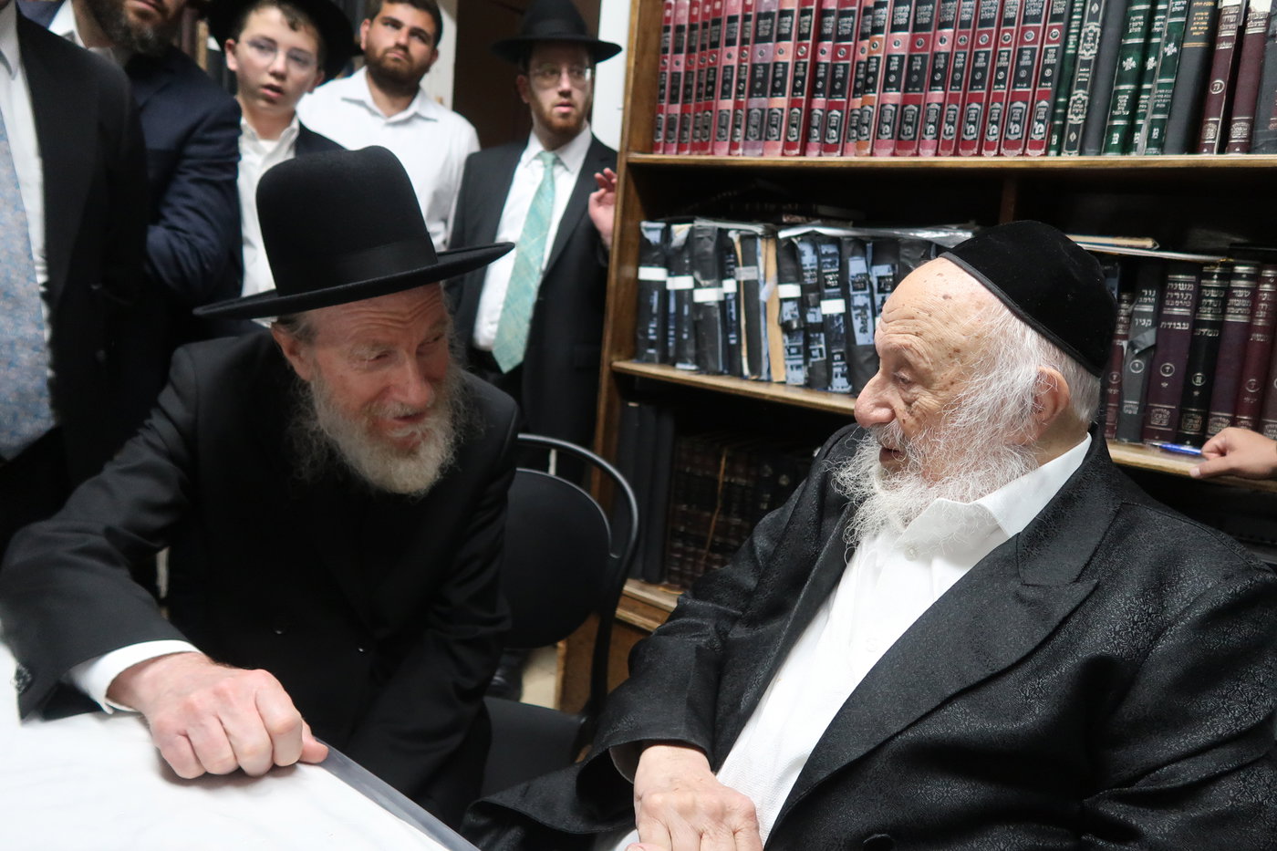 חג הסוכות במחיצת הגרב"ד פוברסקי