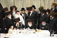 האדמו"ר ממכנובקא בעלזא בטיש נעילת החג