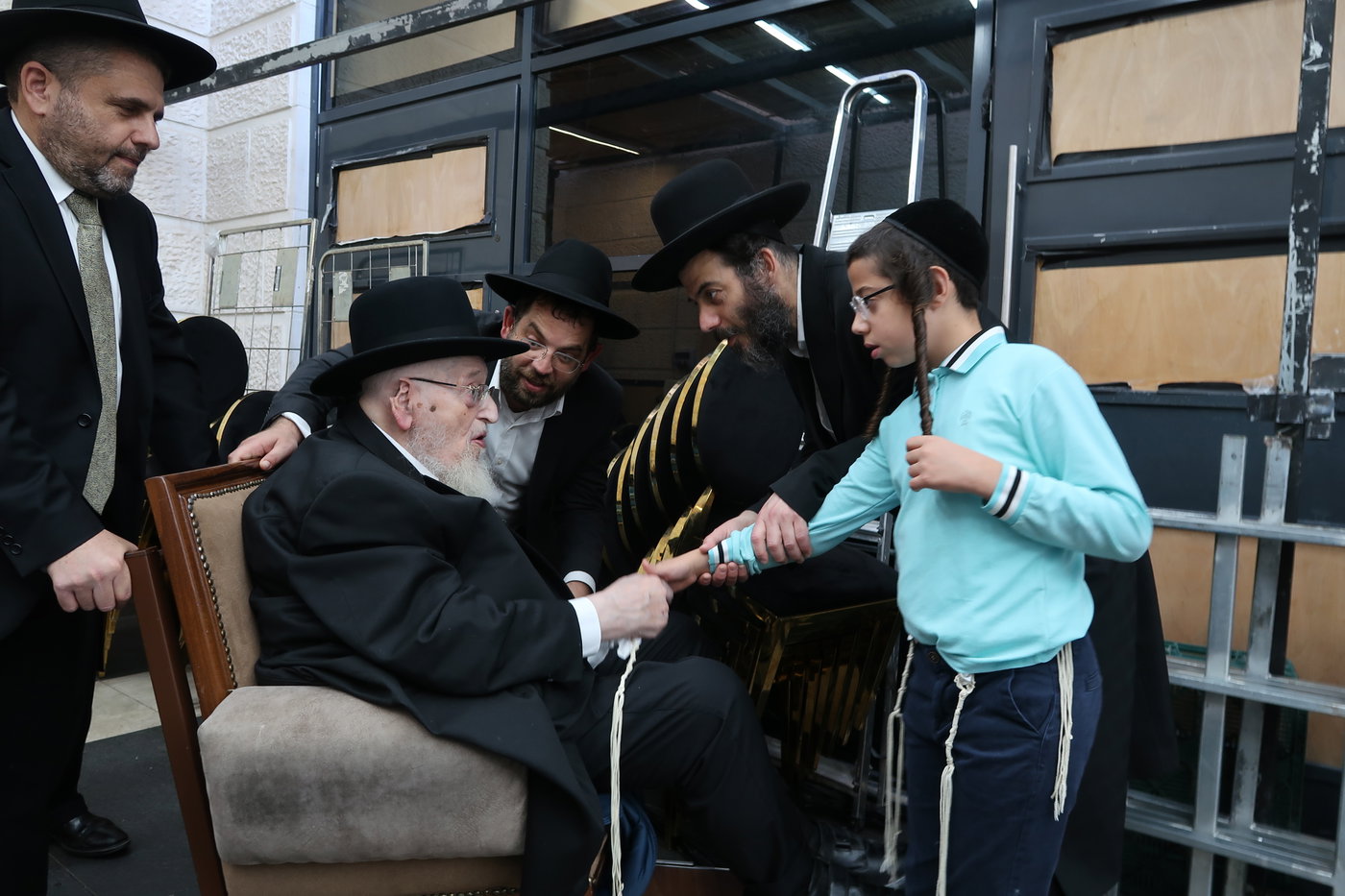 הגרמ"צ ברגמן בביקור אצל האדמו"ר מגור
