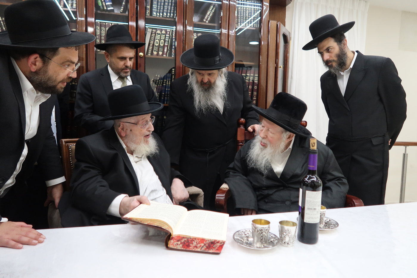 הגרמ"צ ברגמן בביקור אצל האדמו"ר מגור