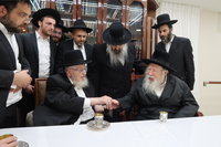 הגרמ"צ ברגמן בביקור אצל האדמו"ר מגור