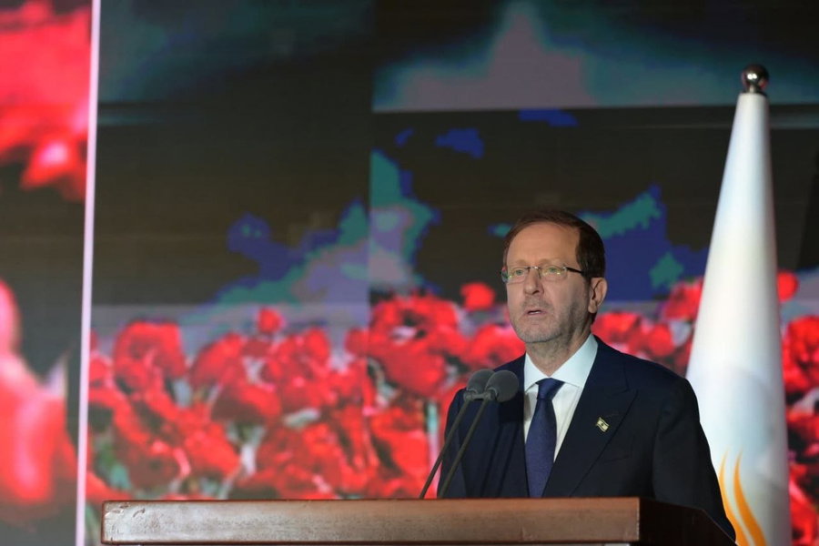 הנשיא הרצוג: "בעיצומה של מערכת בחירות עלינו לצפות בנורות האזהרה הבוהקות"