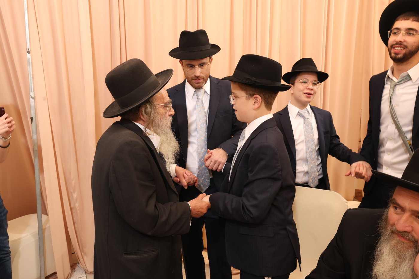 שמחת בר המצווה לבנו של משה רבר