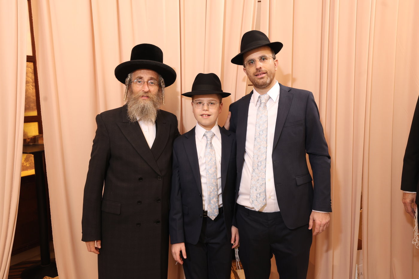 שמחת בר המצווה לבנו של משה רבר
