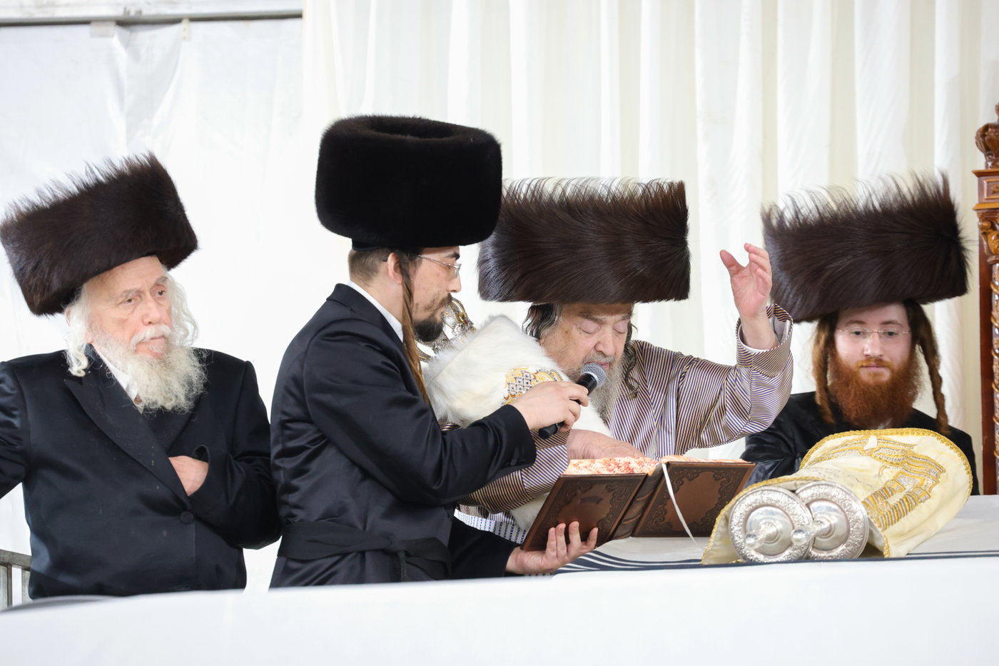 הקפות שניות אצל הגרי"מ שכטר