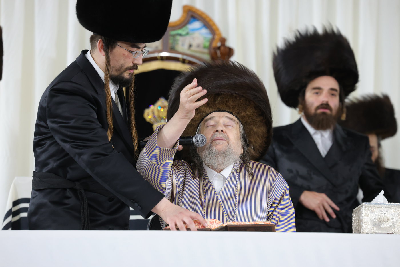 הקפות שניות אצל הגרי"מ שכטר