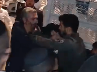 יריקה על לוחם מג״ב הובילה לקטטת ענק והתגודדות עשרות בלב שכונת חפציבה | צפו