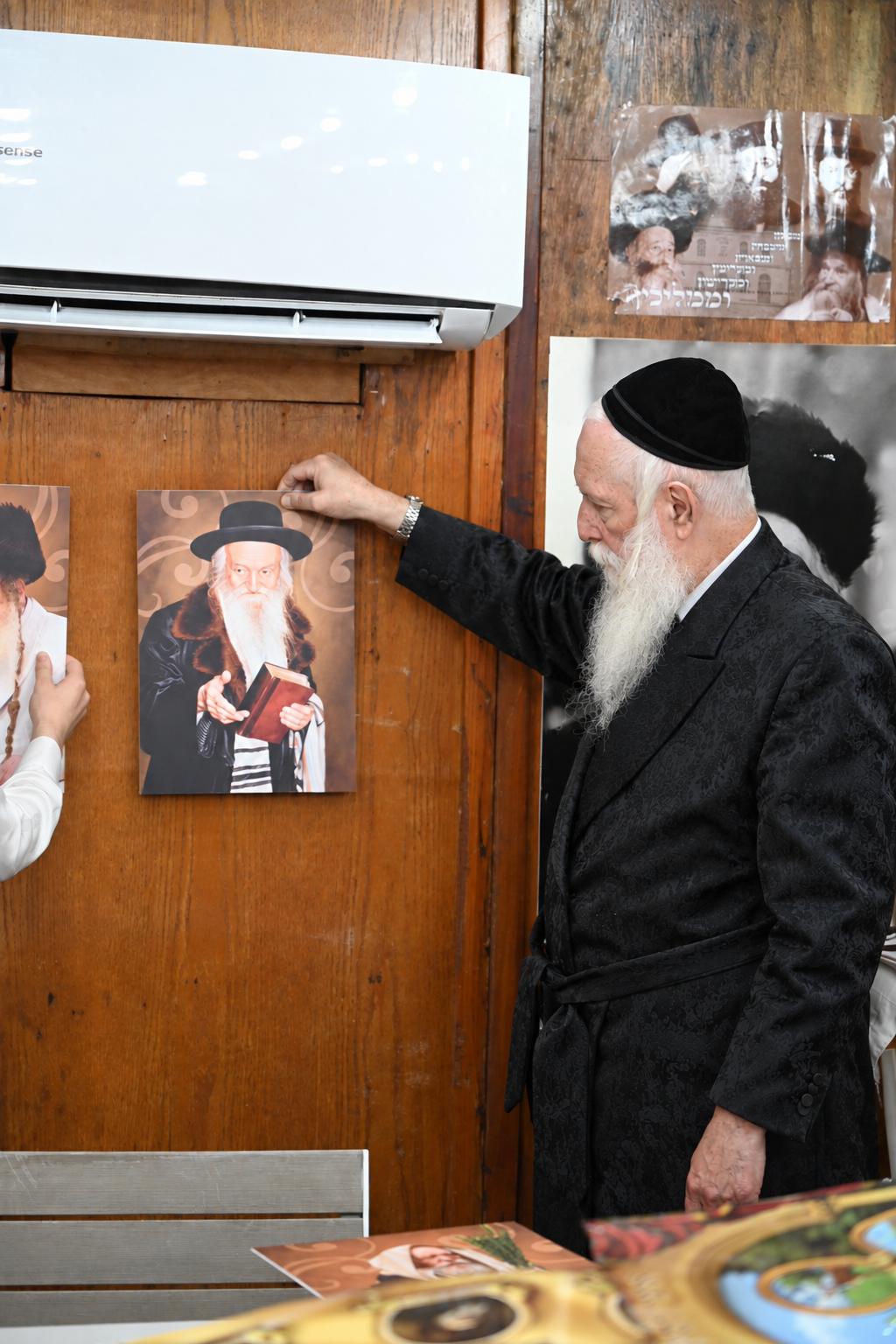 סוכות אצל הגרי"ד גרוסמן