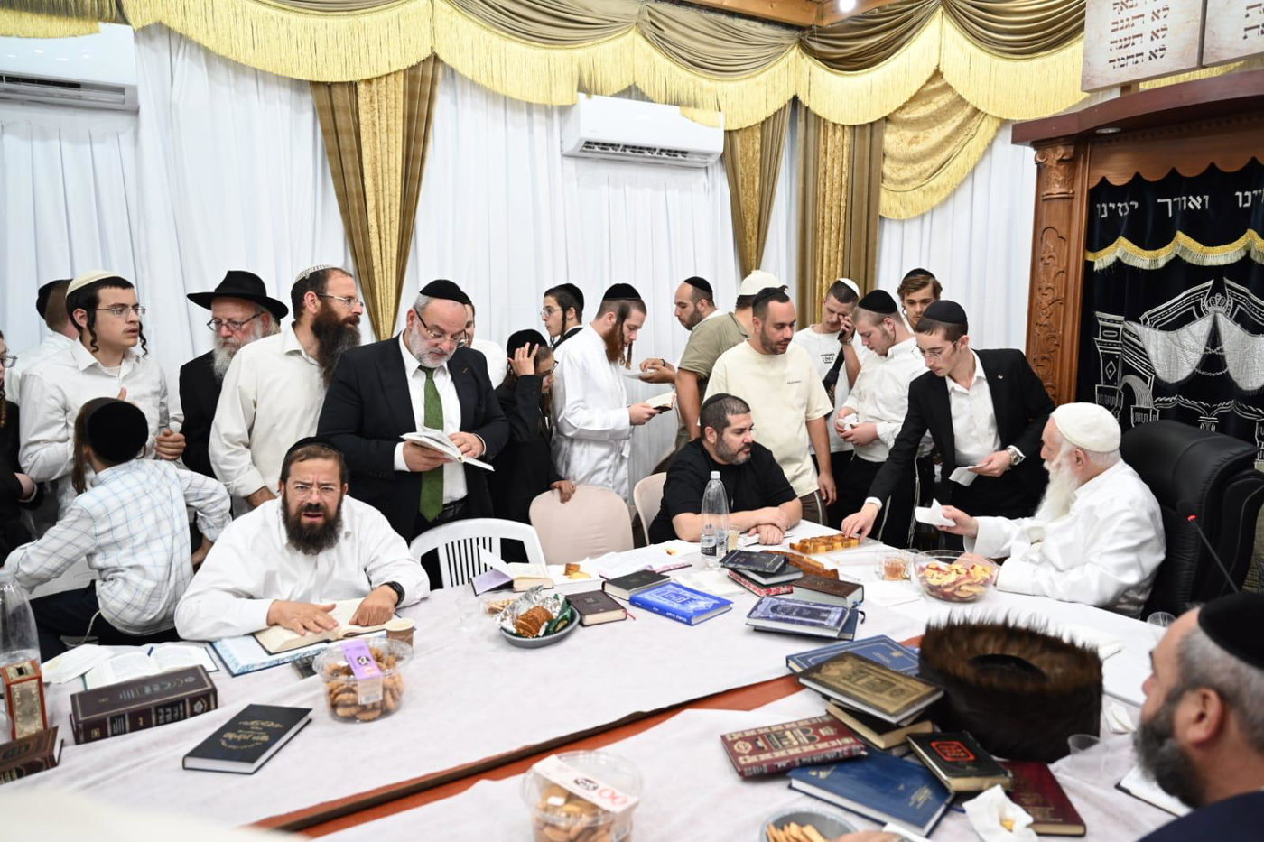 סוכות אצל הגרי"ד גרוסמן