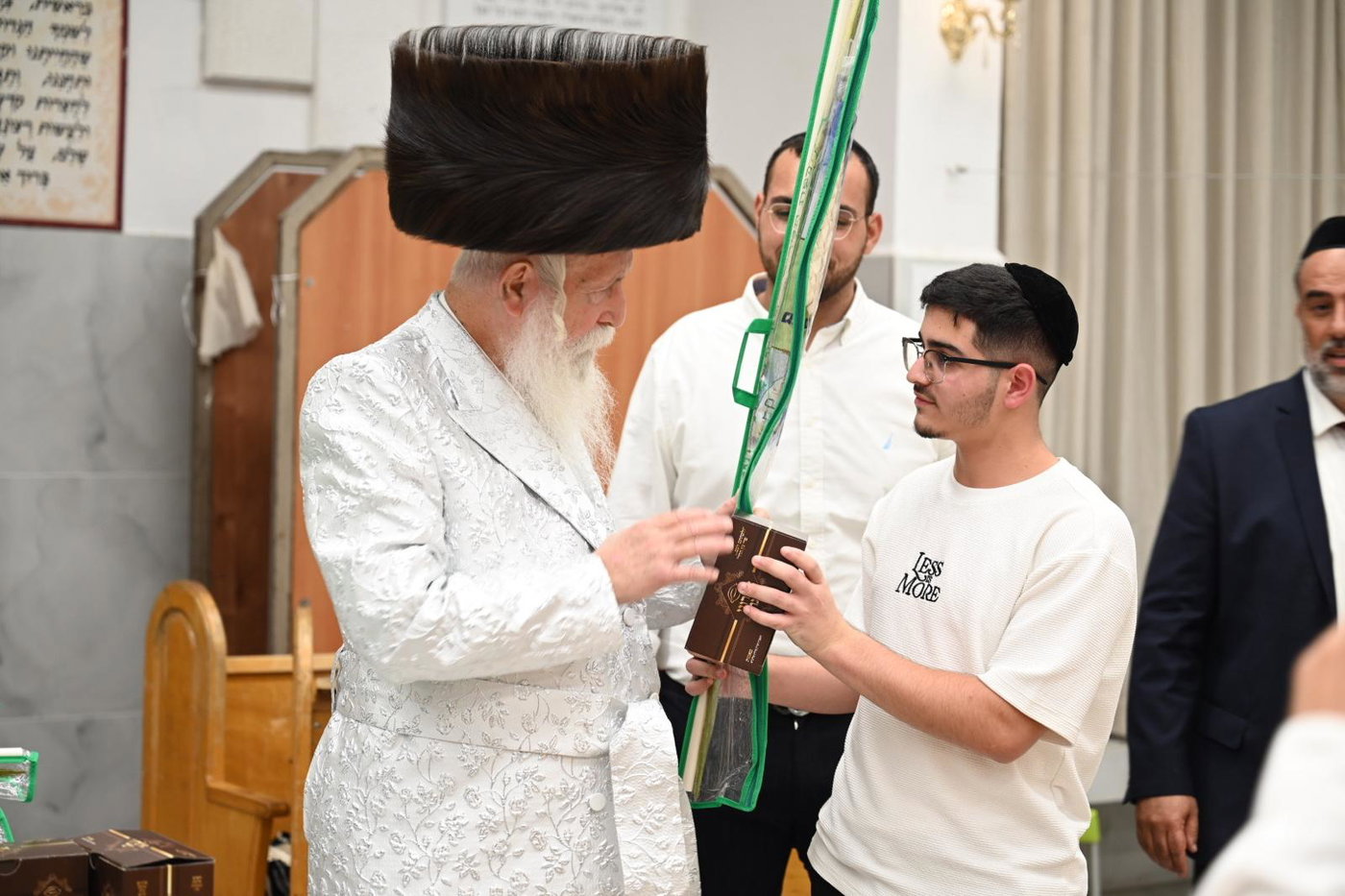 סוכות אצל הגרי"ד גרוסמן