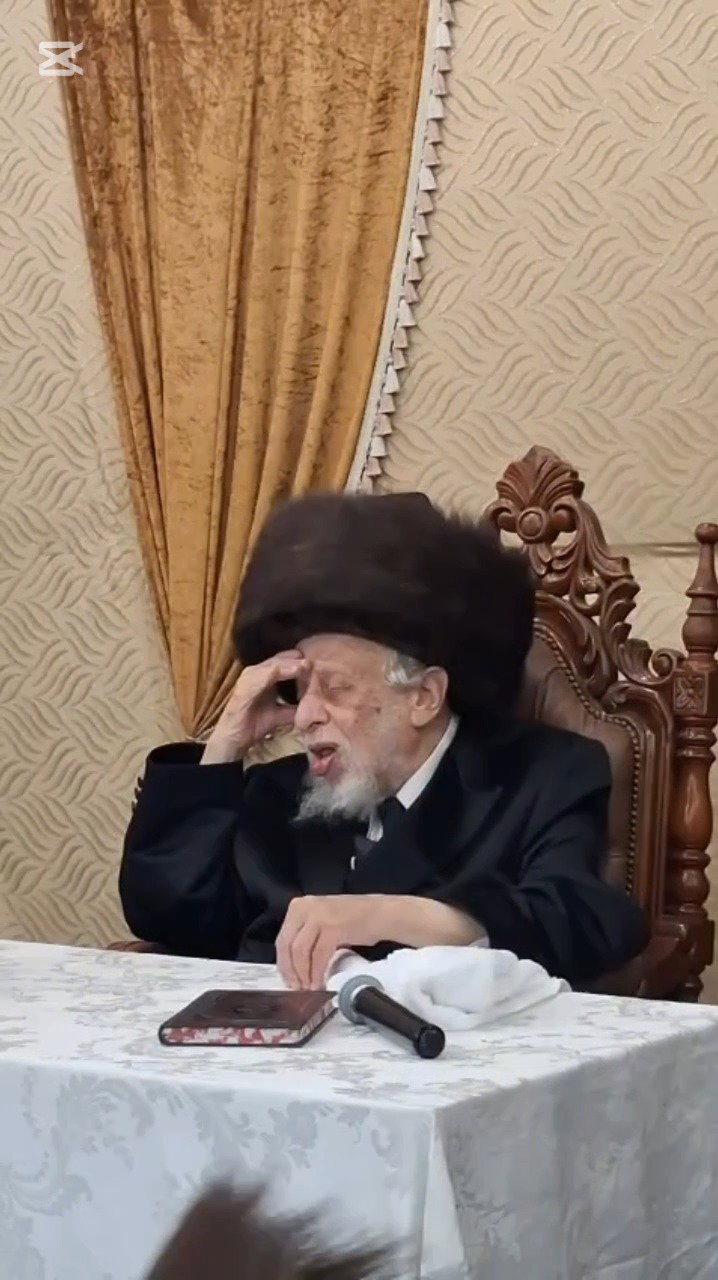 האדמו"ר מקופיטשניץ בטיש חוה"מ סוכות