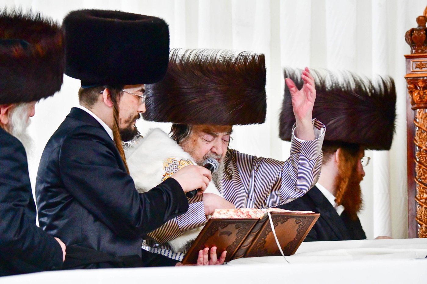 הקפות שניות אצל הגרי"מ שכטר