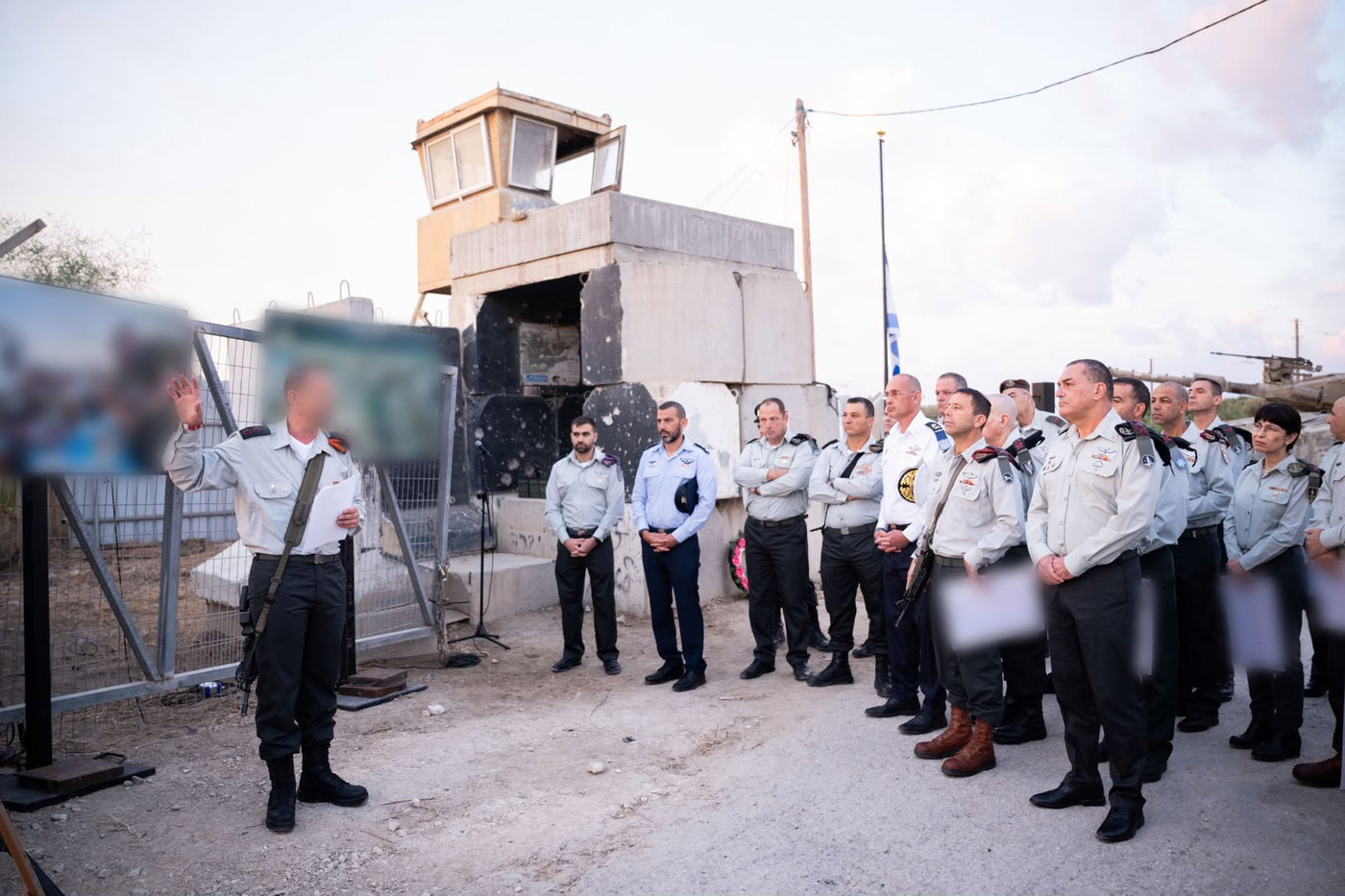 מעמד הזיכרון של פורום מטכ"ל בבסיס זיקים לציון שלוש שנים לטבח ה-7 באוקטובר
