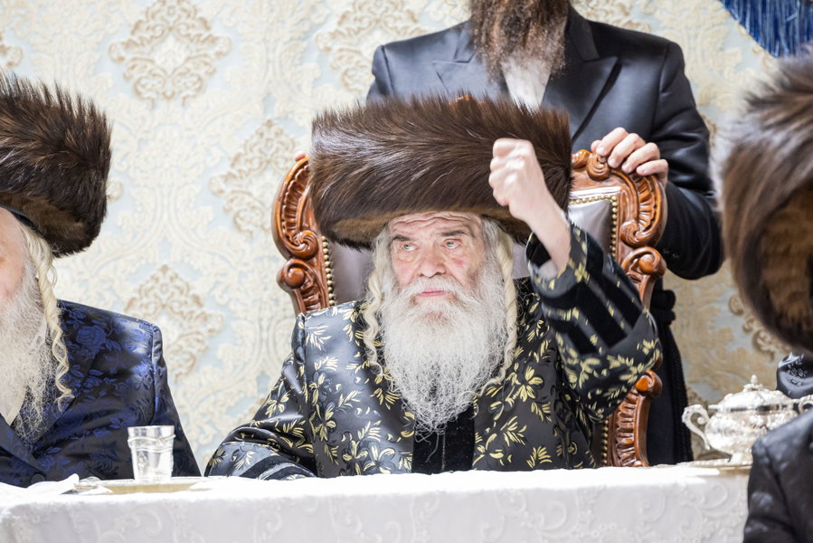 האדמו"ר מקרעטשניף י-ם