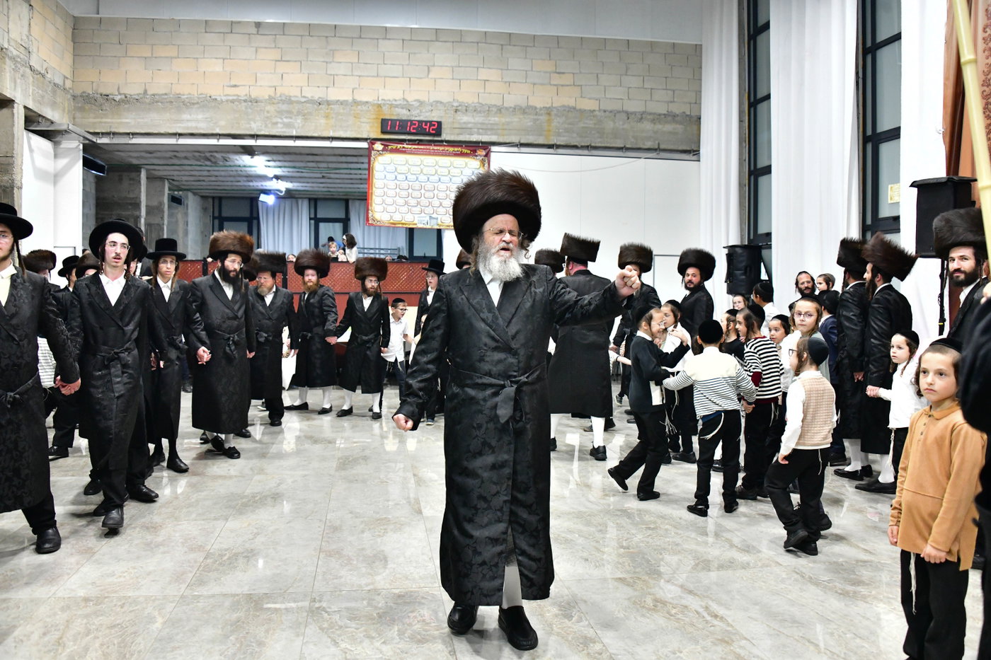 שמחת בית השואבה בחצה"ק דינוב