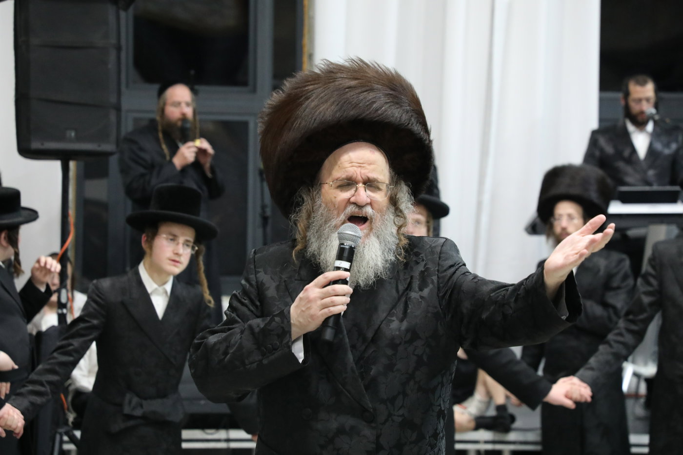 שמחת בית השואבה בחצה"ק דינוב