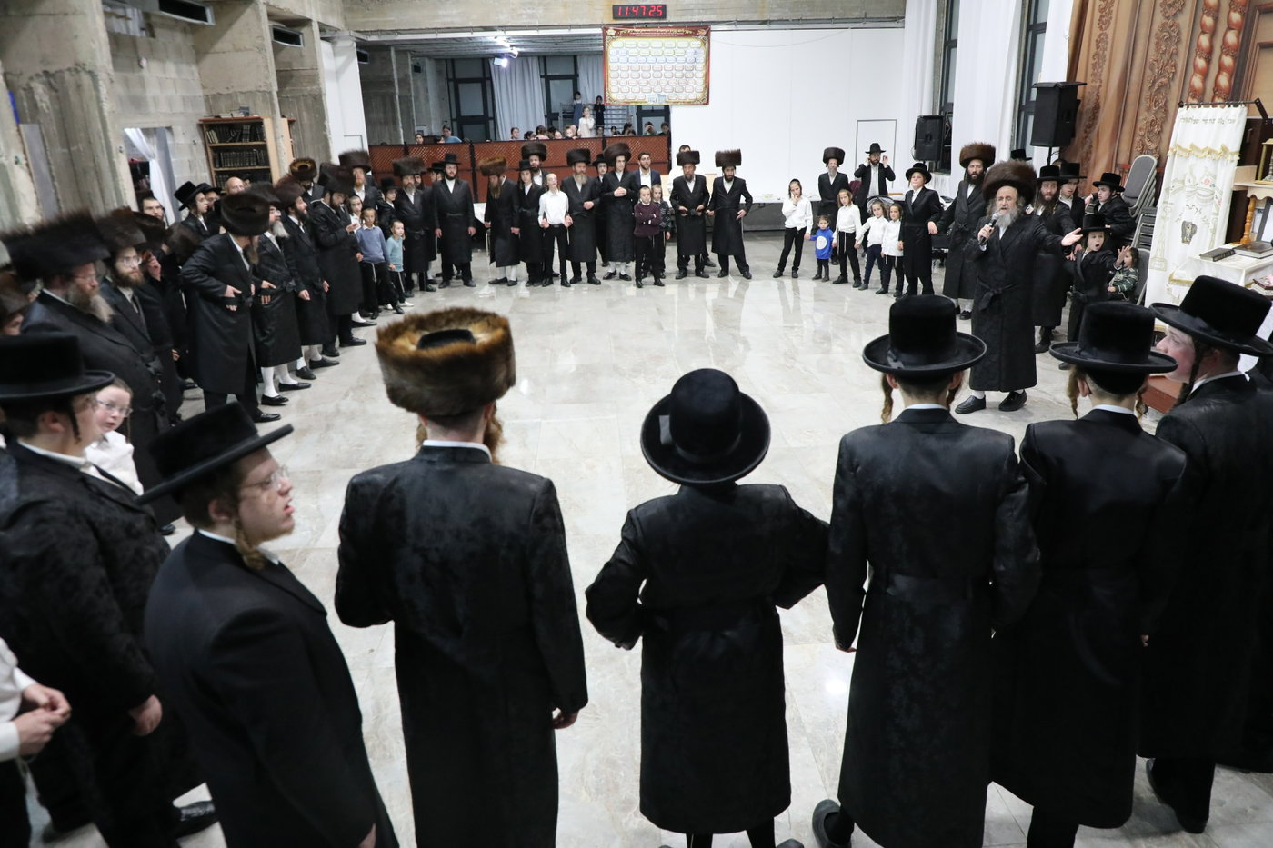 שמחת בית השואבה בחצה"ק דינוב