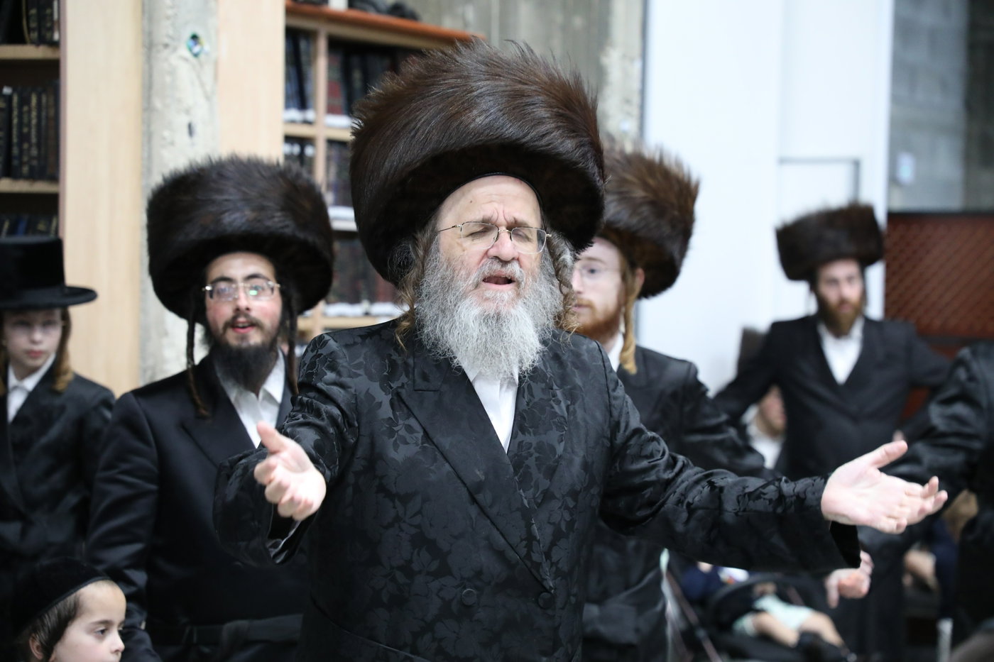 שמחת בית השואבה בחצה"ק דינוב