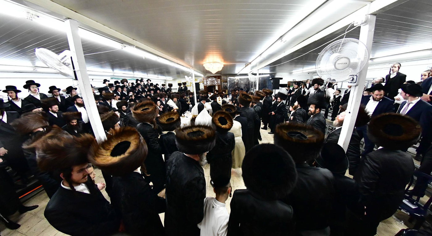 הקפות שניות בחצה"ק סקולען ירושלים