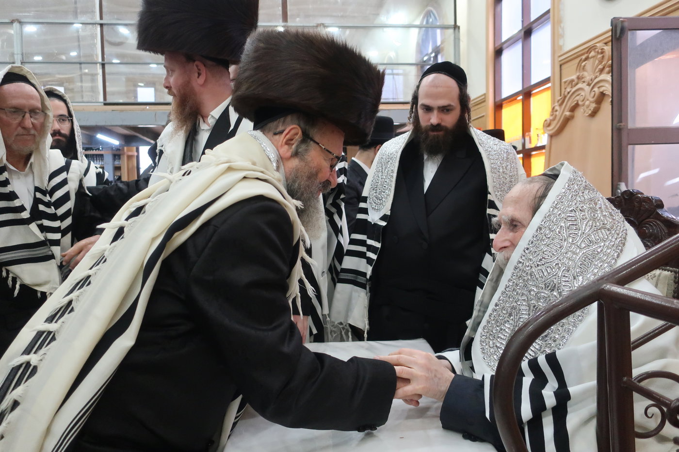 חג הסוכות בחצה"ק ערלוי