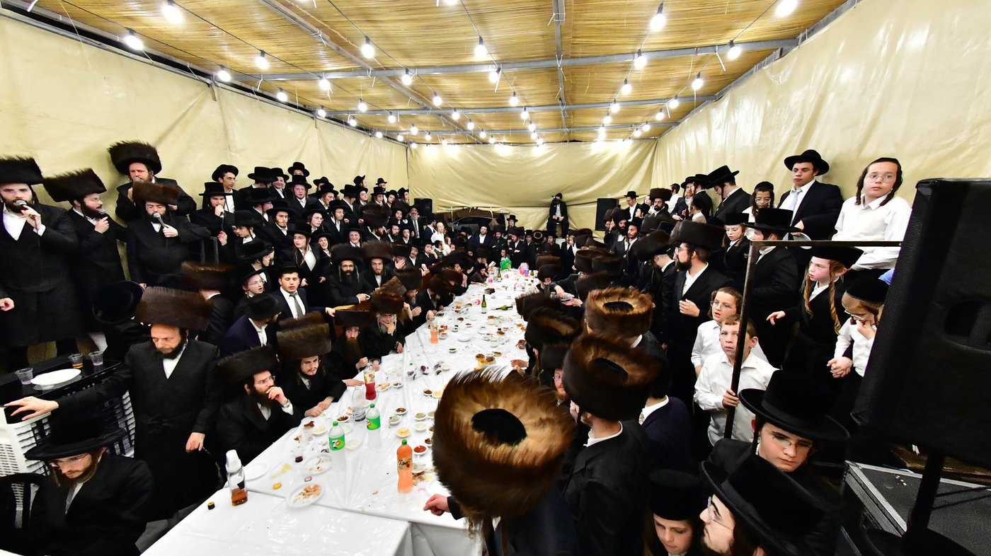 הכנסת ס"ת בהורניסטייפול
