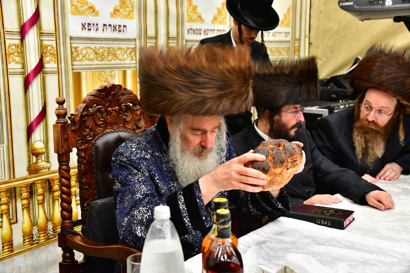הכנסת ס"ת בהורניסטייפול