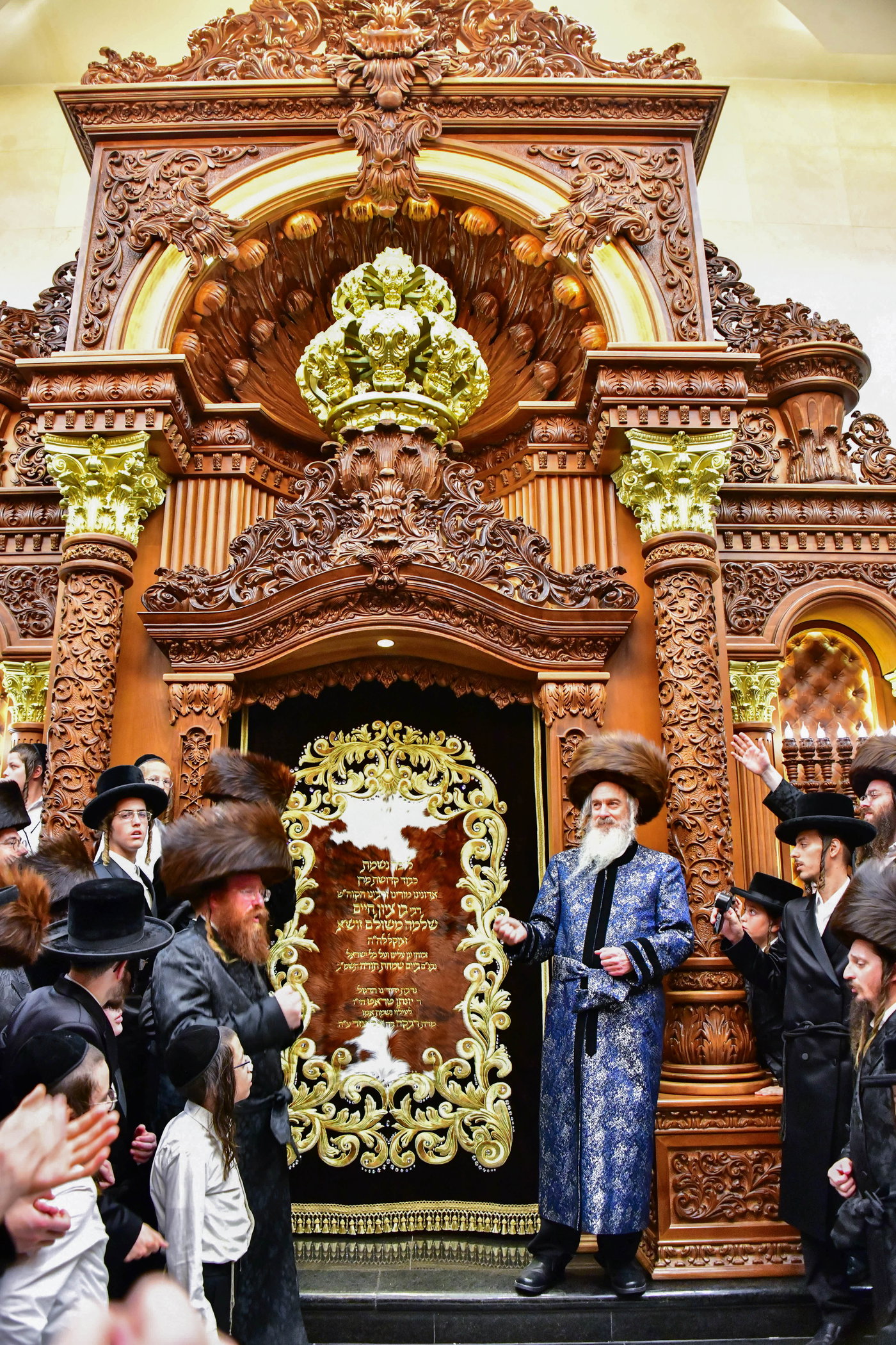 הכנסת ס"ת בהורניסטייפול