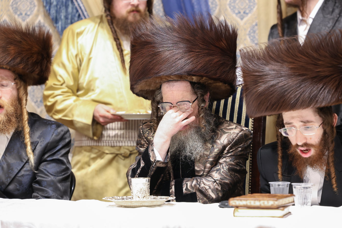 חג הסוכות בחצה"ק קרעטשניף סיגעט