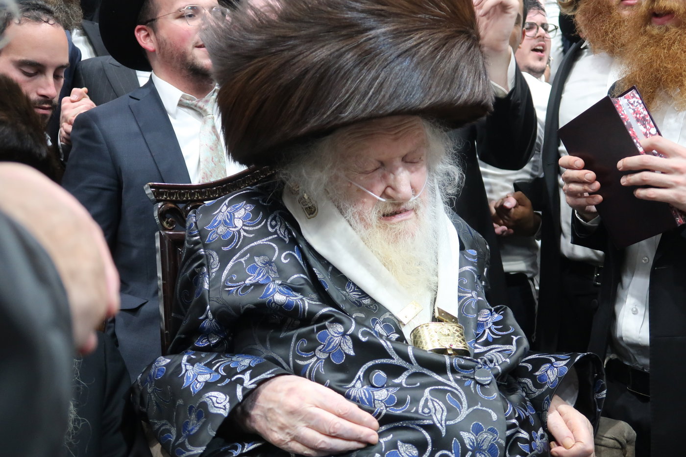 הגר"מ שטרנבוך בהקפות שניות