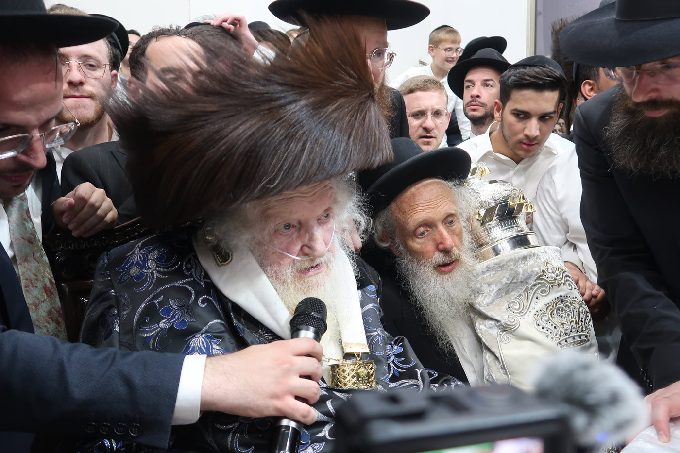 הגר"מ שטרנבוך בהקפות שניות