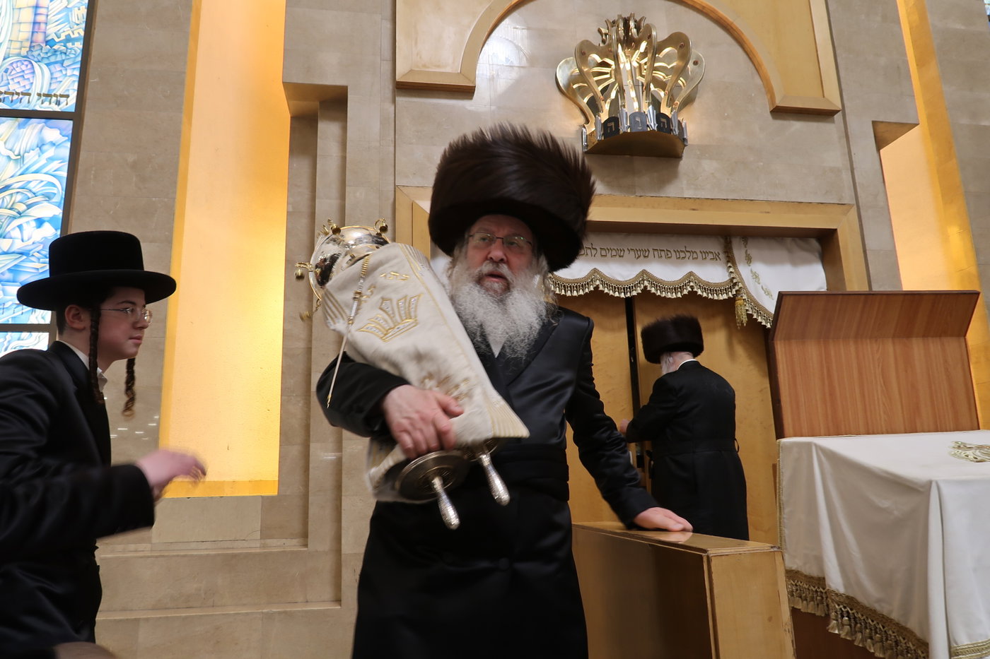 ירח האיתנים בחצה"ק נדבורנה