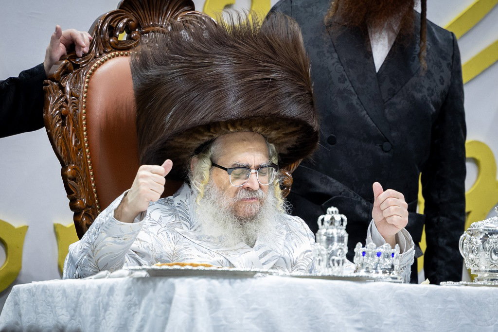 האדמו"ר מסאטמר בטיש חוה"מ סוכות