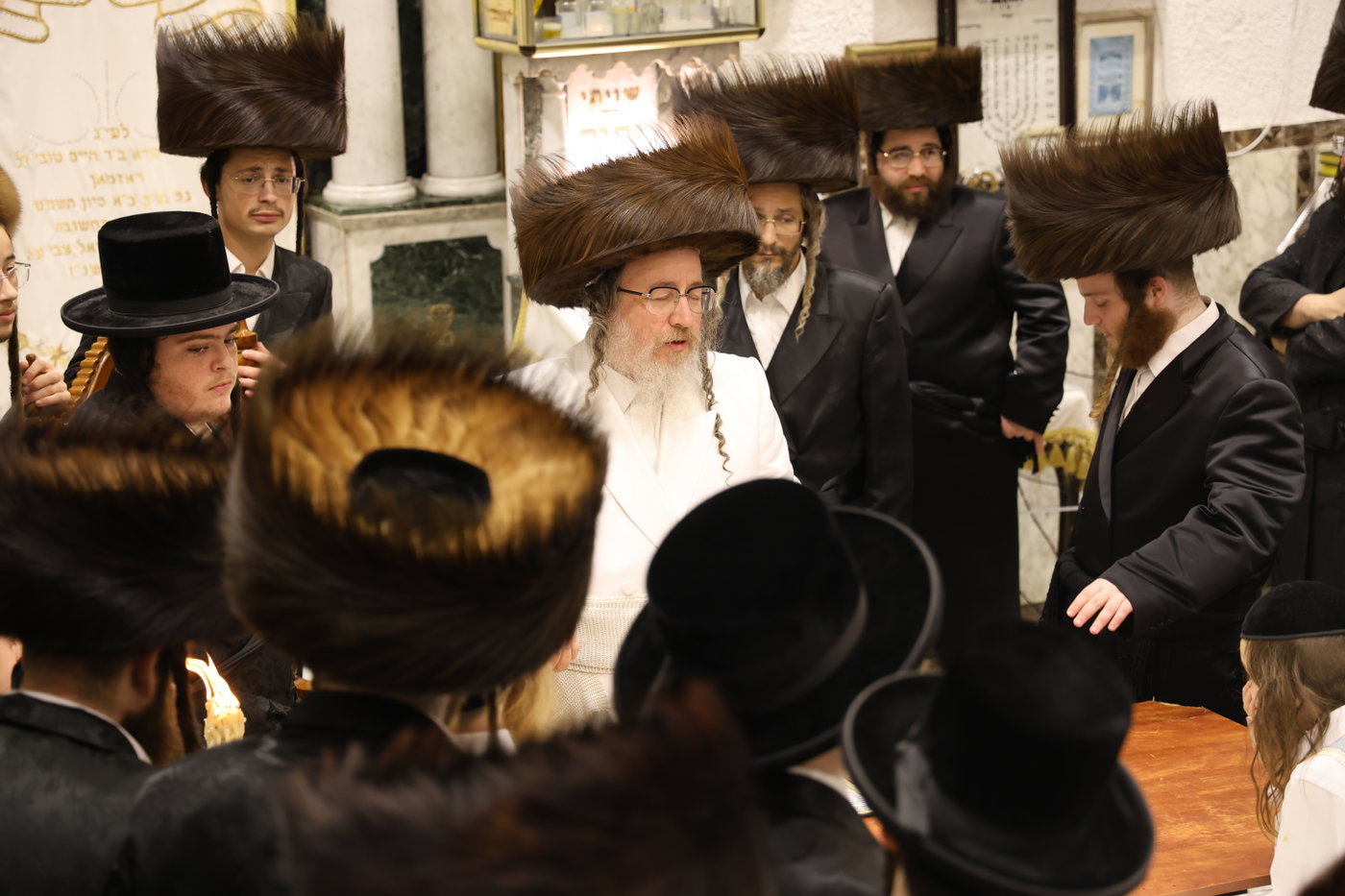 הקפות שניות בחצה"ק ביאלה ב"ב
