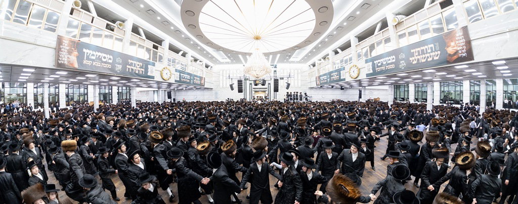 האדמו"ר מסאטמר בשמחת בית השואבה