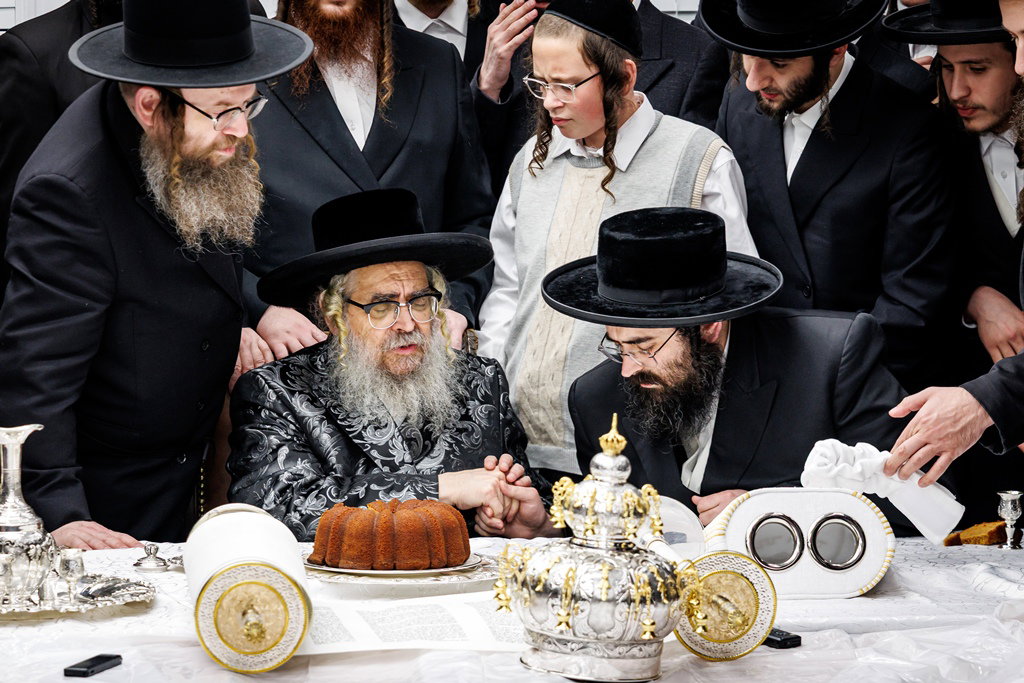 הכנסת ספר התורה בסאטמר