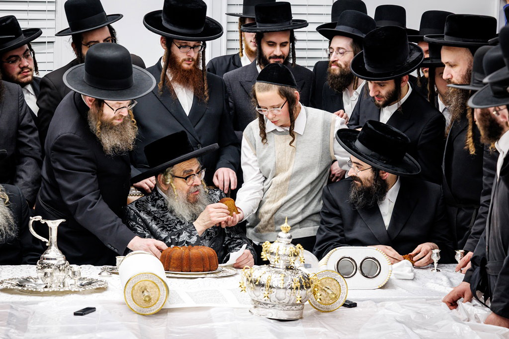 הכנסת ספר התורה בסאטמר