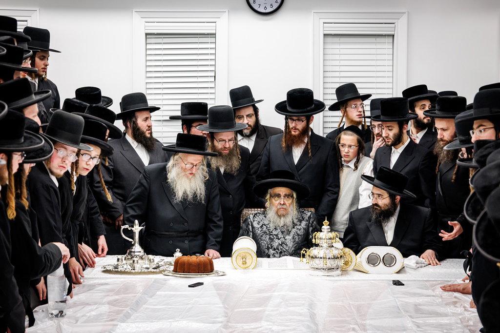 הכנסת ספר התורה בסאטמר
