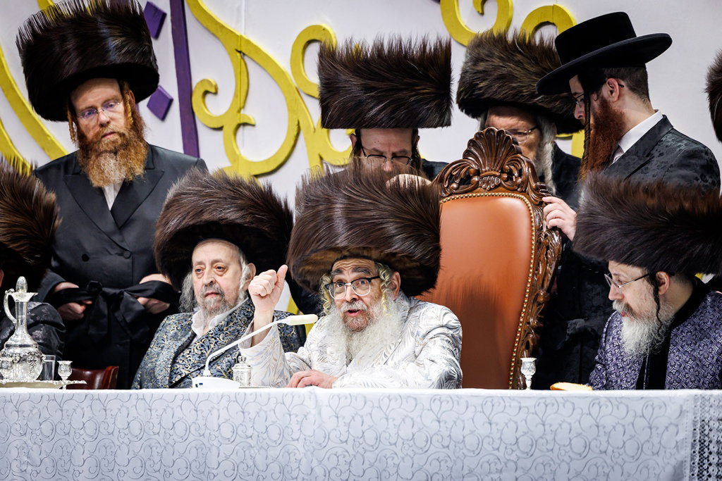 הכנסת ספר התורה בסאטמר