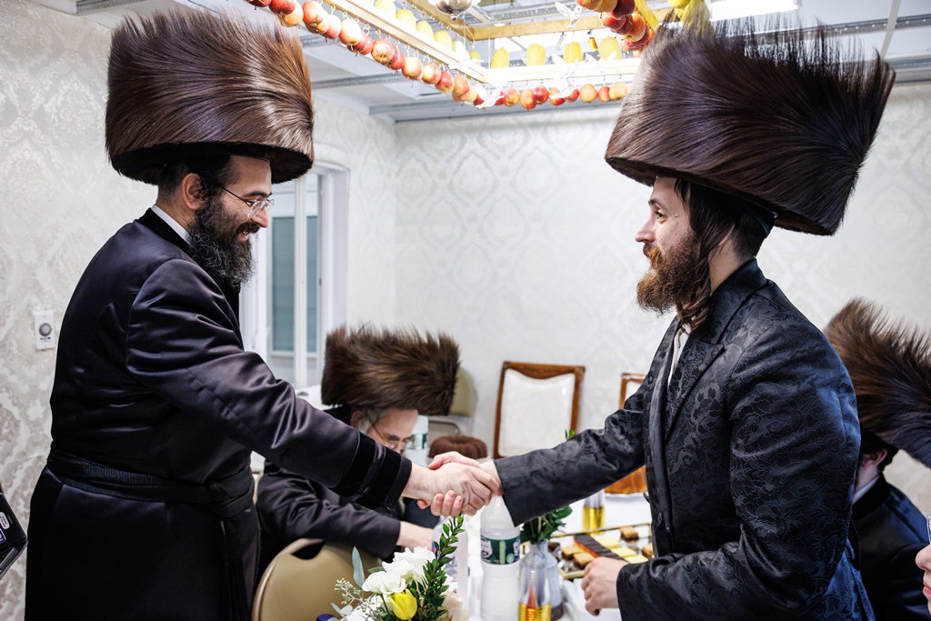הכנסת ספר התורה בסאטמר