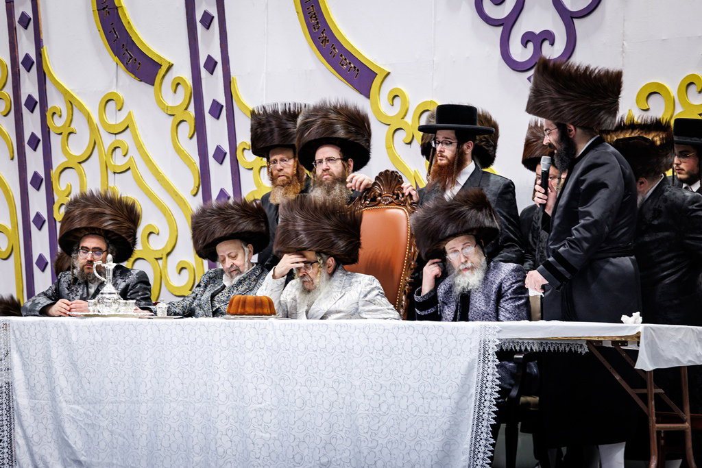 הכנסת ספר התורה בסאטמר