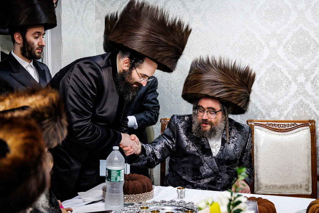 הכנסת ספר התורה בסאטמר