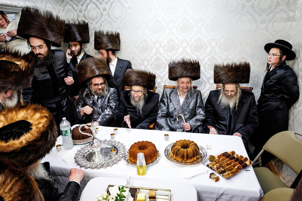 הכנסת ספר התורה בסאטמר