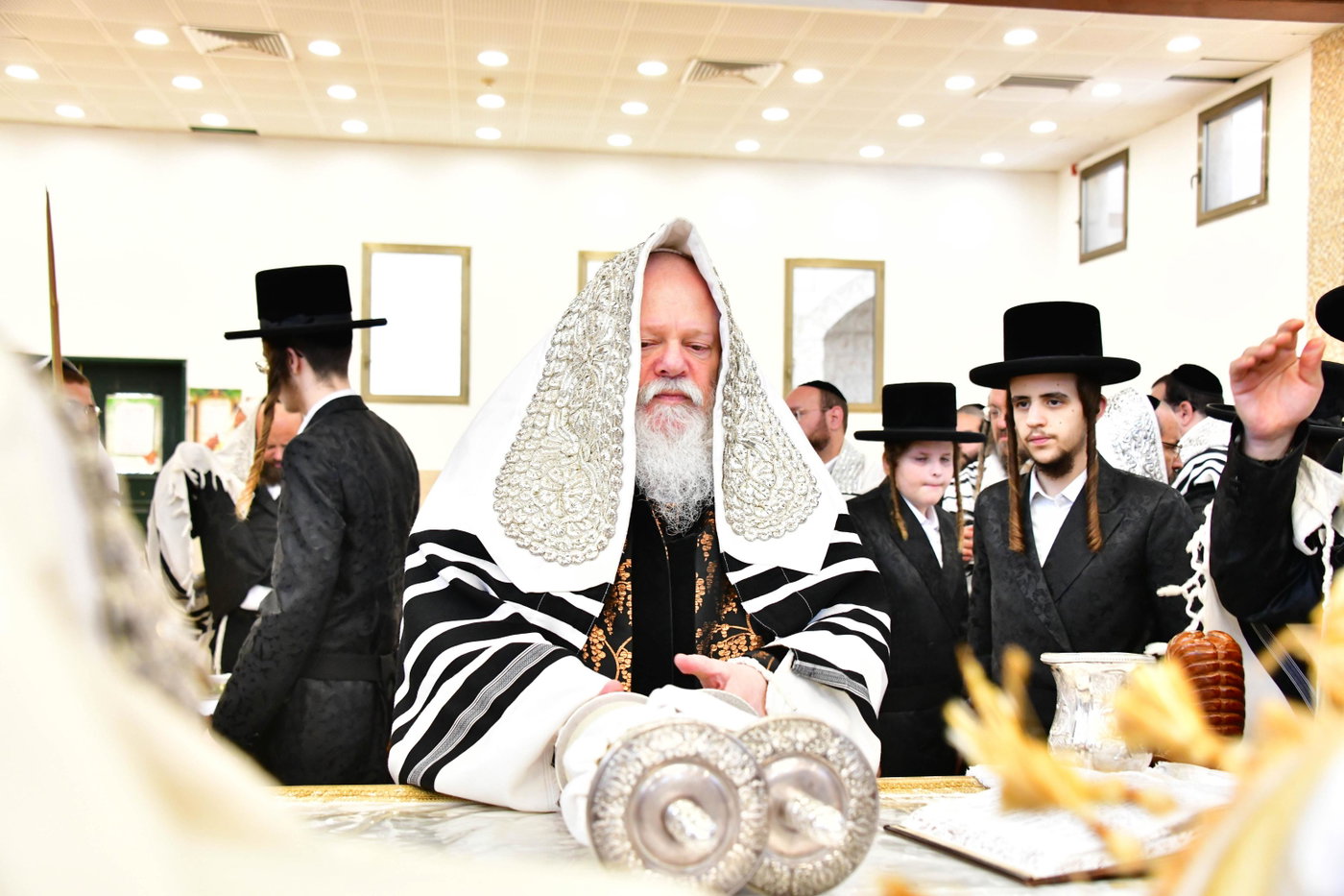האדמו"ר מפרמישלאן בנענועים