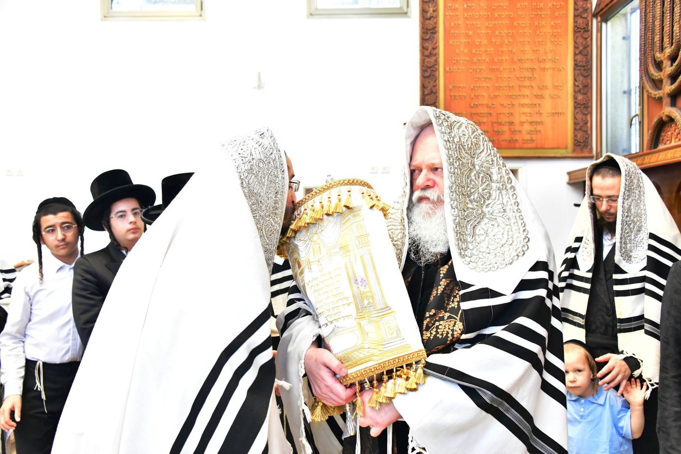 האדמו"ר מפרמישלאן בנענועים